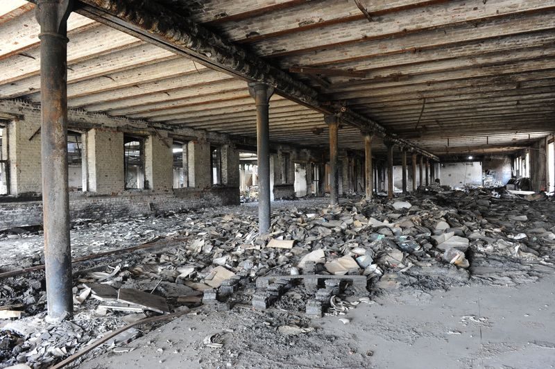 La Louvière : Réhabilitation Des Sols De L’ancienne Manufacture Royal Boch