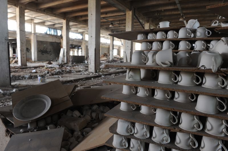 La Louvière : Réhabilitation Des Sols De L’ancienne Manufacture Royal Boch