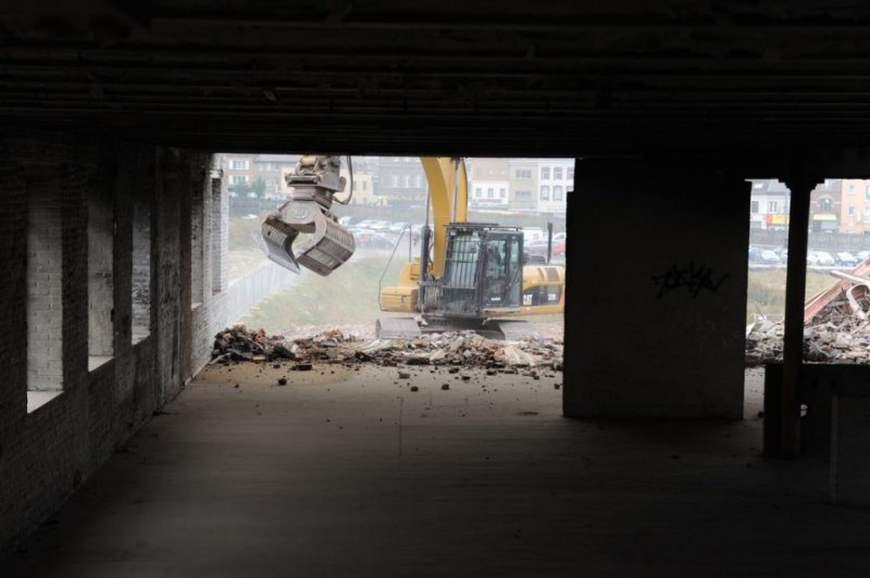 La Louvière : Le Dernier Bâtiment Du Site 