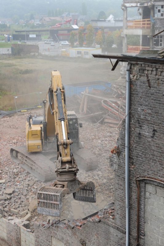 La Louvière : Le Dernier Bâtiment Du Site 