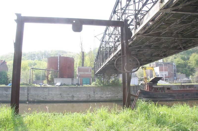 Charleroi : Travaux De Déconstruction Sur La Partie Sud Du Site 