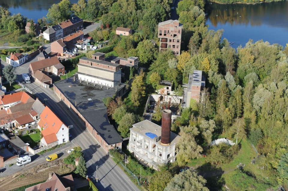 Carrière Et Cimenterie De Barges