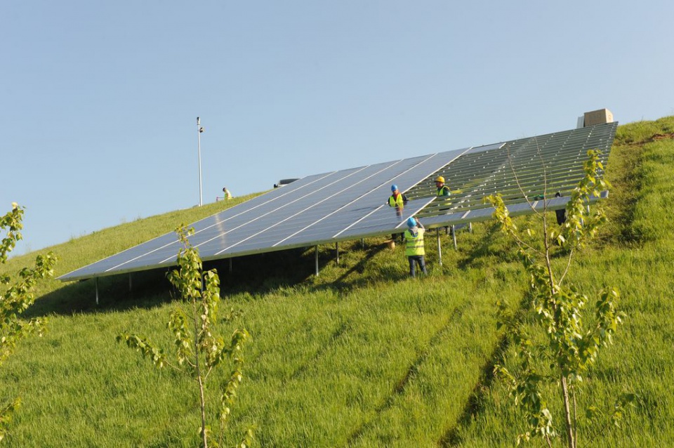 Morlanwelz : La Deuxième Centrale Photovoltaïque De Spaque Est En Fonction